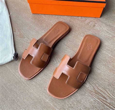 hermes dupe sliders.